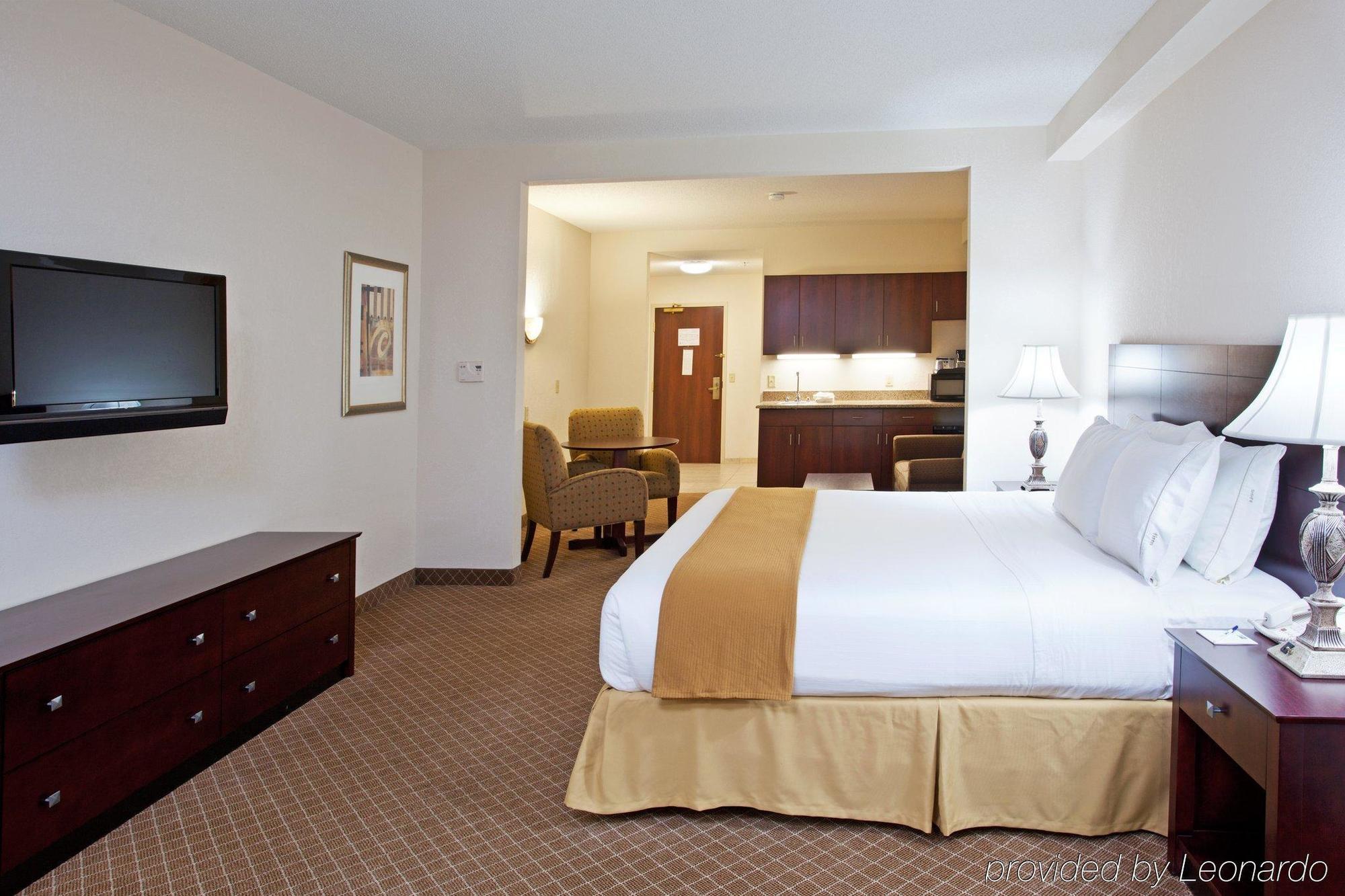 Holiday Inn Express Hotel & Suites Rochester Webster By Ihg Pokoj fotografie